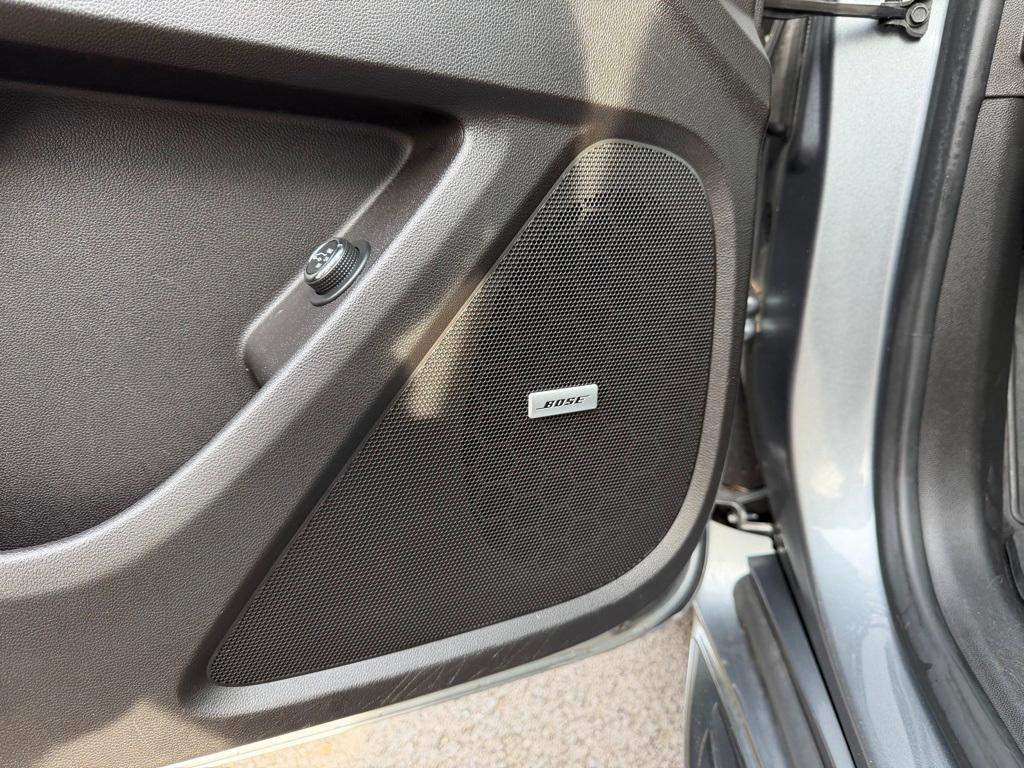 used 2019 Chevrolet Traverse car, priced at $28,982