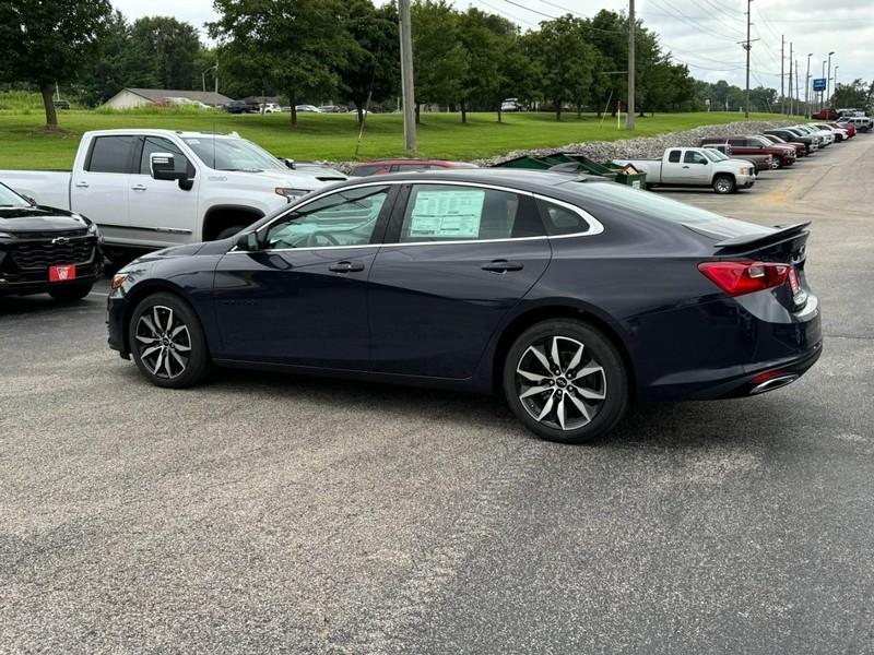 new 2025 Chevrolet Malibu car, priced at $26,070