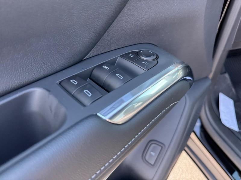 new 2026 Chevrolet Traverse car, priced at $43,835