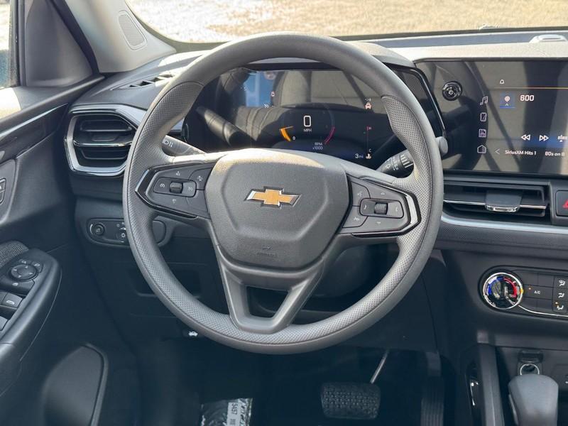 new 2025 Chevrolet TrailBlazer car, priced at $24,670