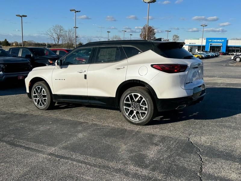 new 2025 Chevrolet Blazer car, priced at $50,710