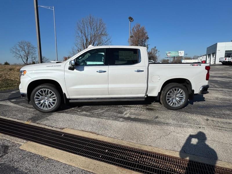 new 2025 Chevrolet Silverado 1500 car, priced at $66,100