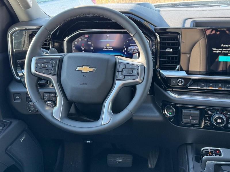 new 2025 Chevrolet Silverado 1500 car, priced at $66,100