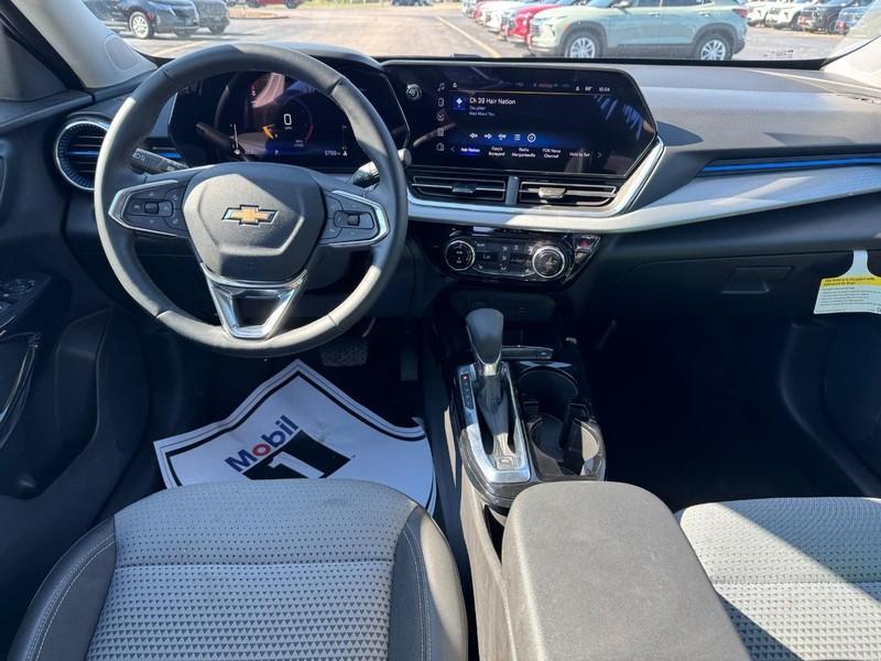 new 2025 Chevrolet Trax car, priced at $21,830