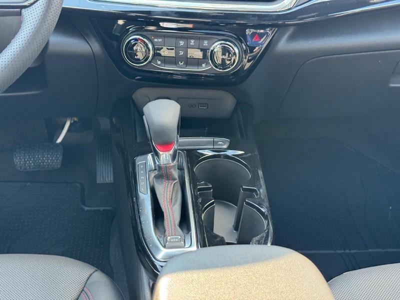 new 2025 Chevrolet Trax car, priced at $27,565