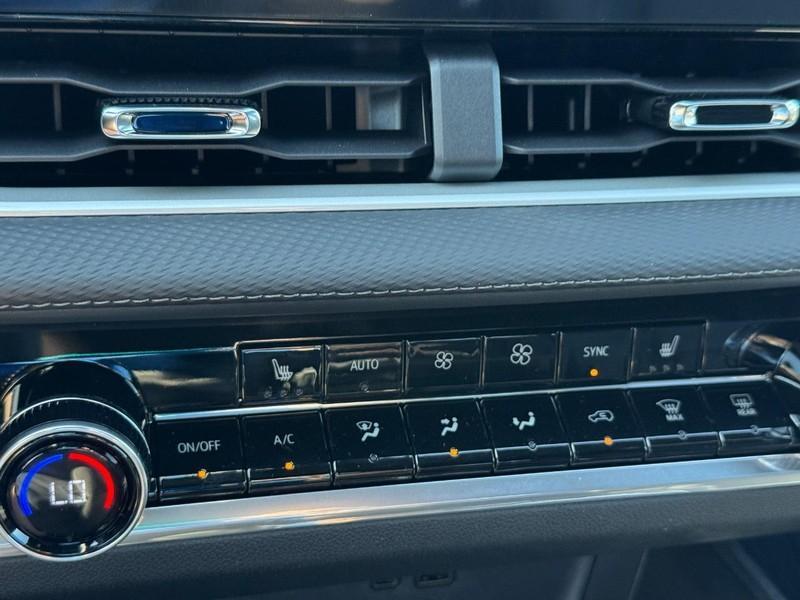 new 2026 Chevrolet Equinox car, priced at $29,680