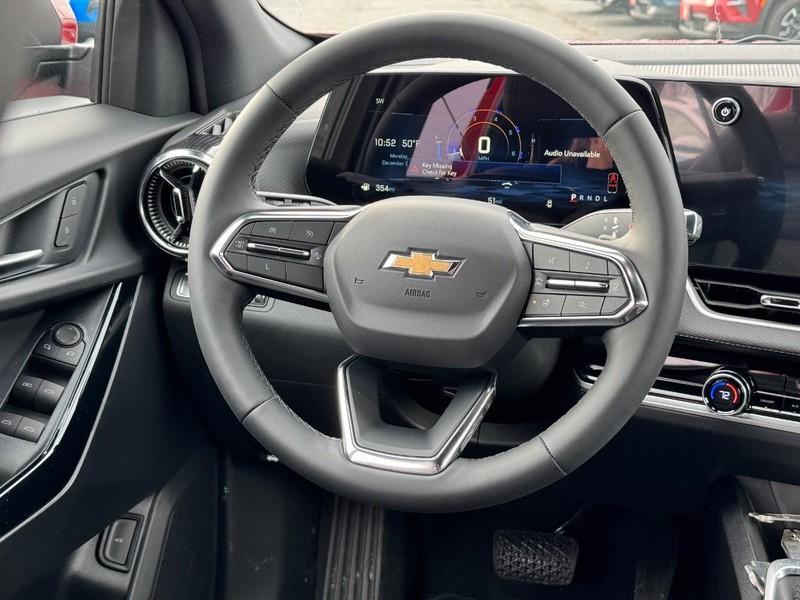 new 2025 Chevrolet Equinox car, priced at $30,140