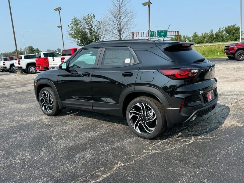 new 2025 Chevrolet TrailBlazer car, priced at $33,913