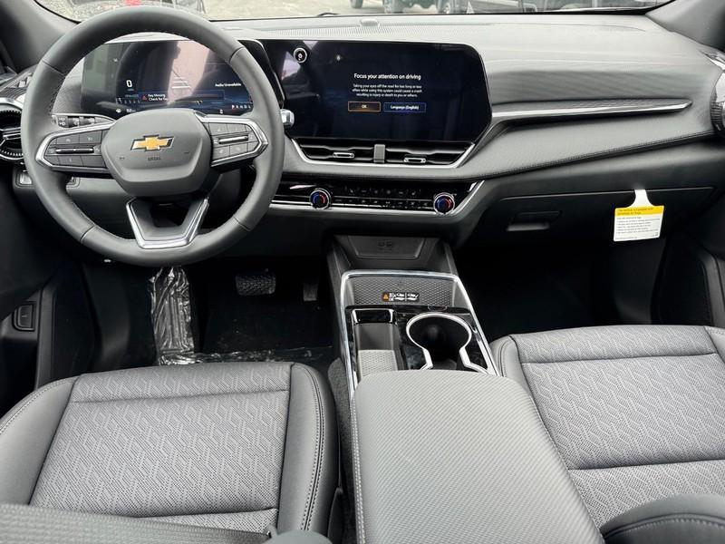 new 2025 Chevrolet Equinox car, priced at $29,895