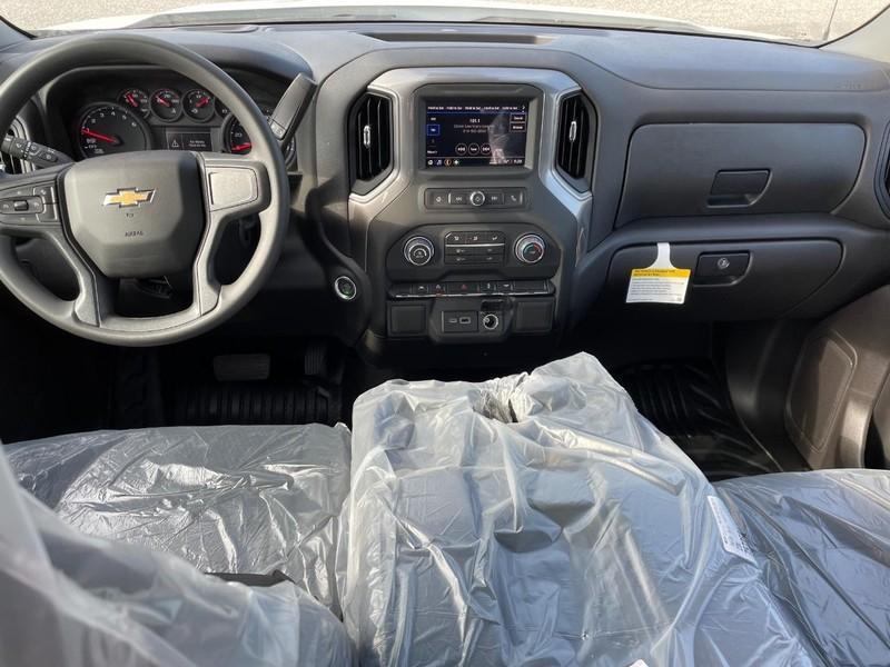 new 2024 Chevrolet Silverado 1500 car, priced at $42,180