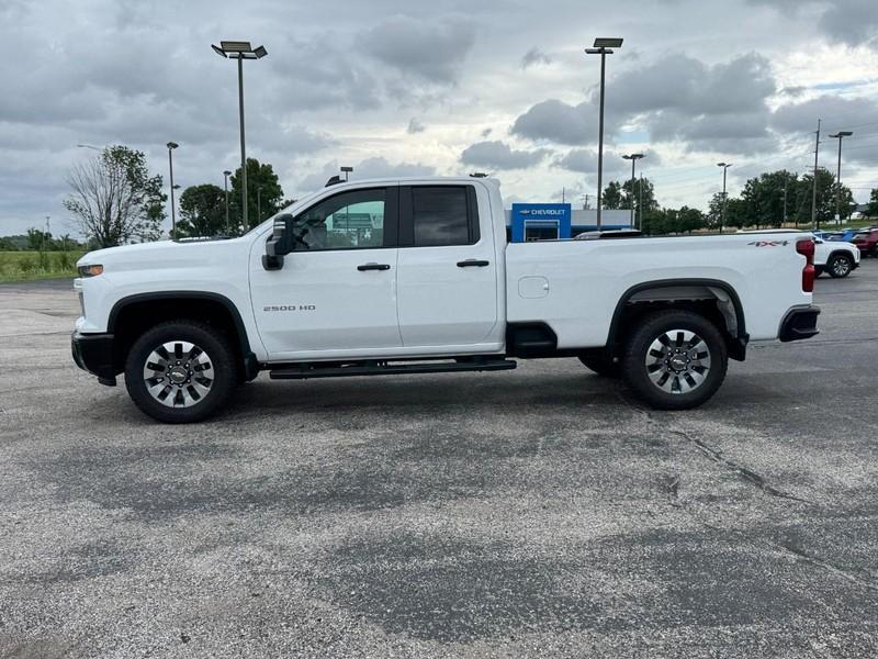 new 2025 Chevrolet Silverado 2500 car, priced at $52,370