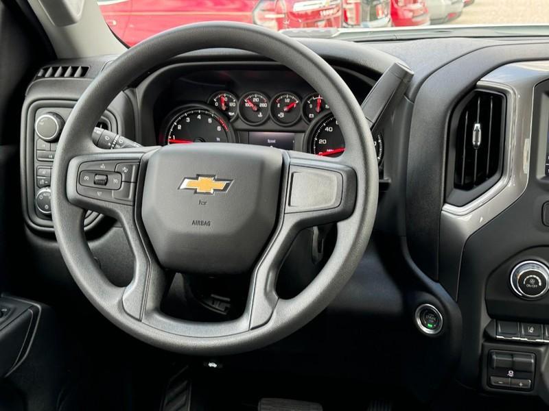 new 2025 Chevrolet Silverado 2500 car, priced at $53,400