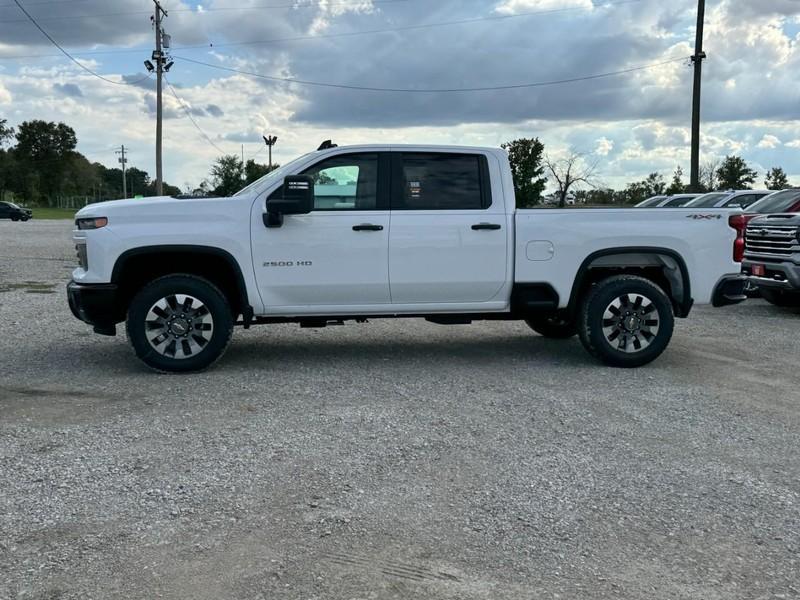 new 2025 Chevrolet Silverado 2500 car, priced at $53,400