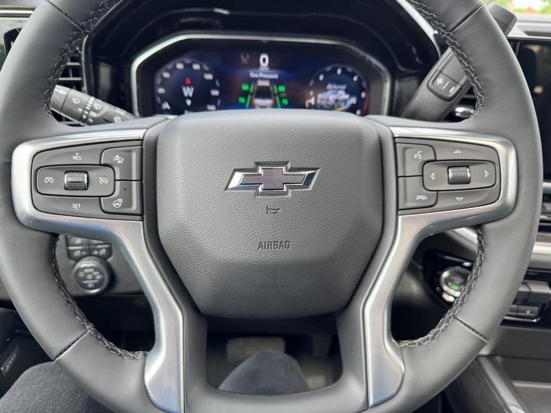 new 2025 Chevrolet Silverado 2500 car, priced at $79,620