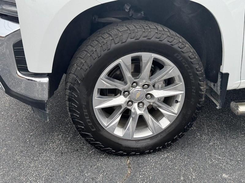 used 2020 Chevrolet Silverado 1500 car, priced at $33,800