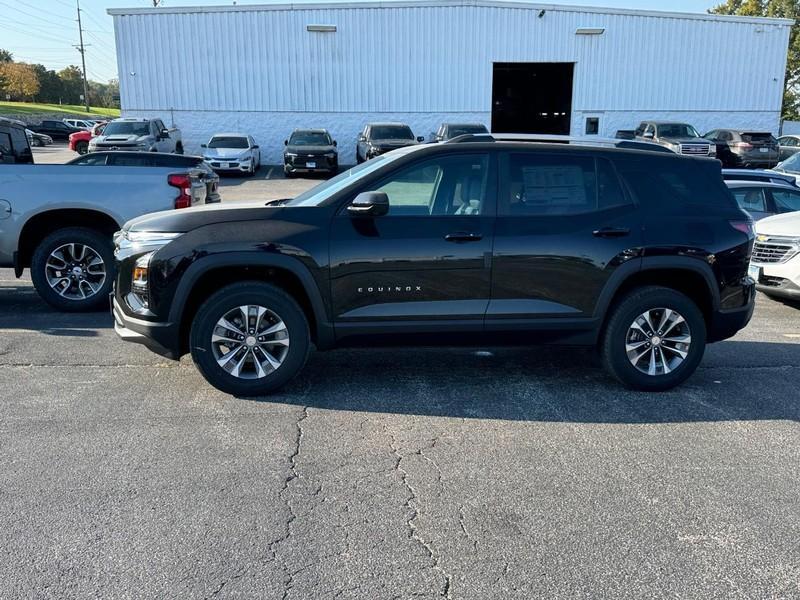 new 2025 Chevrolet Equinox car, priced at $30,825