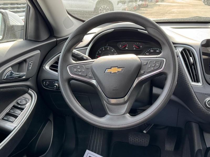 new 2025 Chevrolet Malibu car, priced at $24,570