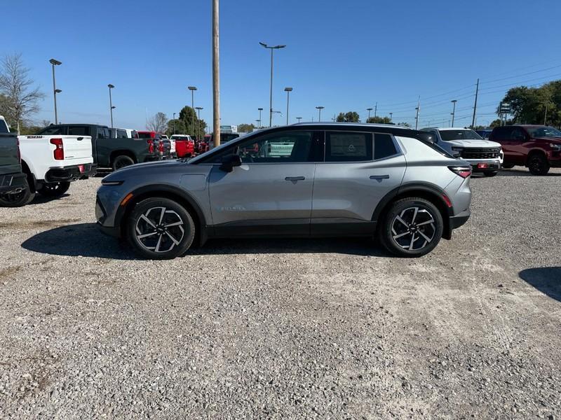new 2026 Chevrolet Equinox EV car, priced at $39,615
