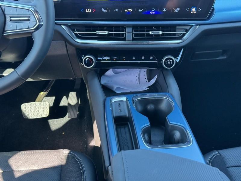 new 2026 Chevrolet Equinox EV car, priced at $39,615