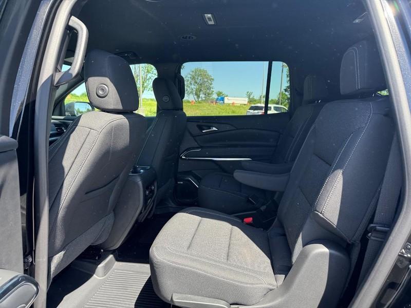 new 2025 Chevrolet Traverse car, priced at $47,200