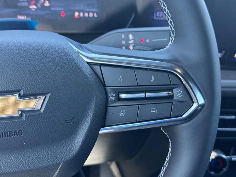 new 2025 Chevrolet Traverse car, priced at $47,200