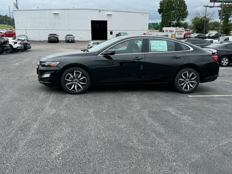 new 2025 Chevrolet Malibu car, priced at $26,070