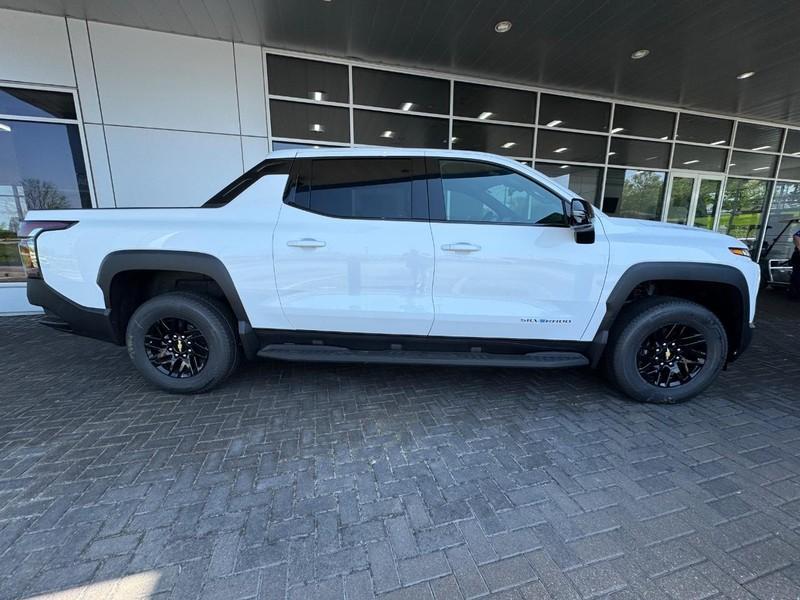 new 2025 Chevrolet Silverado EV car, priced at $75,490