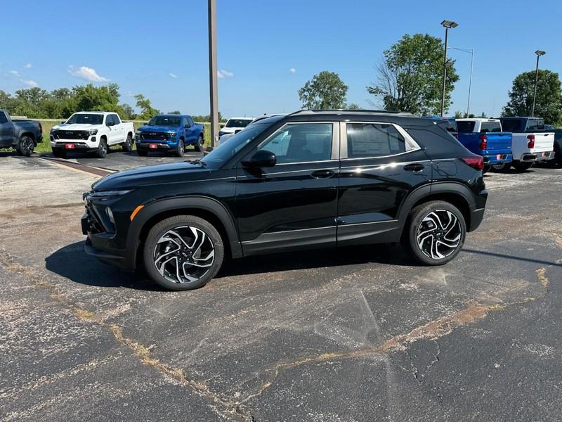 new 2025 Chevrolet TrailBlazer car, priced at $29,733