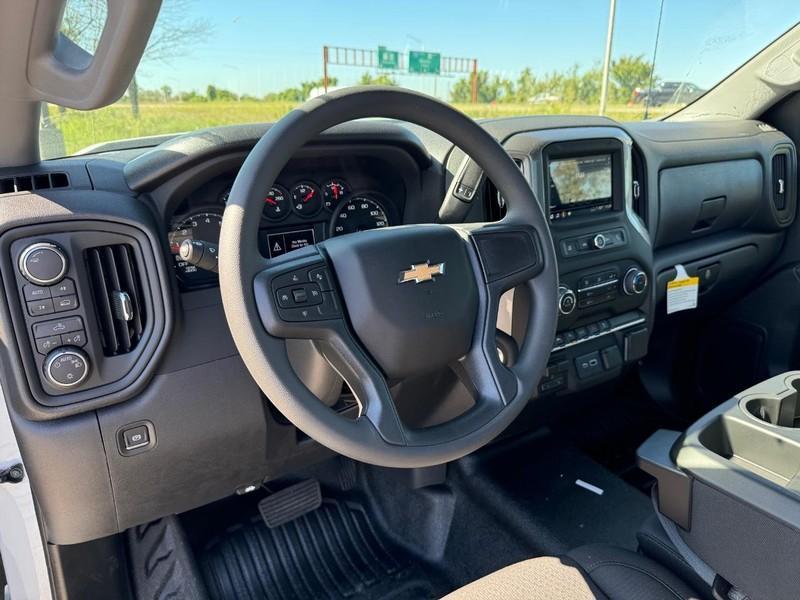 new 2025 Chevrolet Silverado 1500 car, priced at $41,525