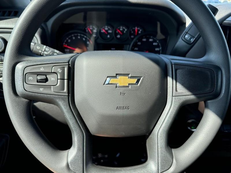 new 2025 Chevrolet Silverado 1500 car, priced at $44,565