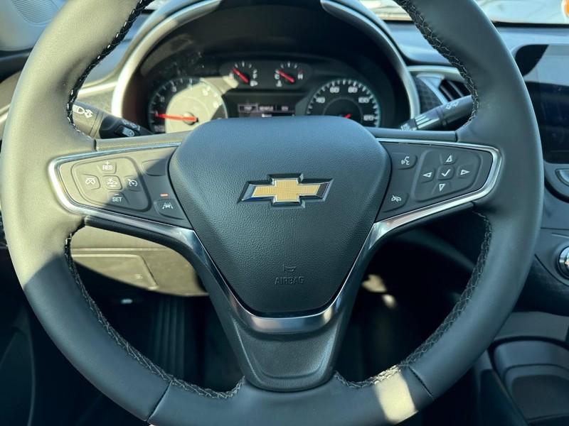 new 2025 Chevrolet Malibu car, priced at $26,815