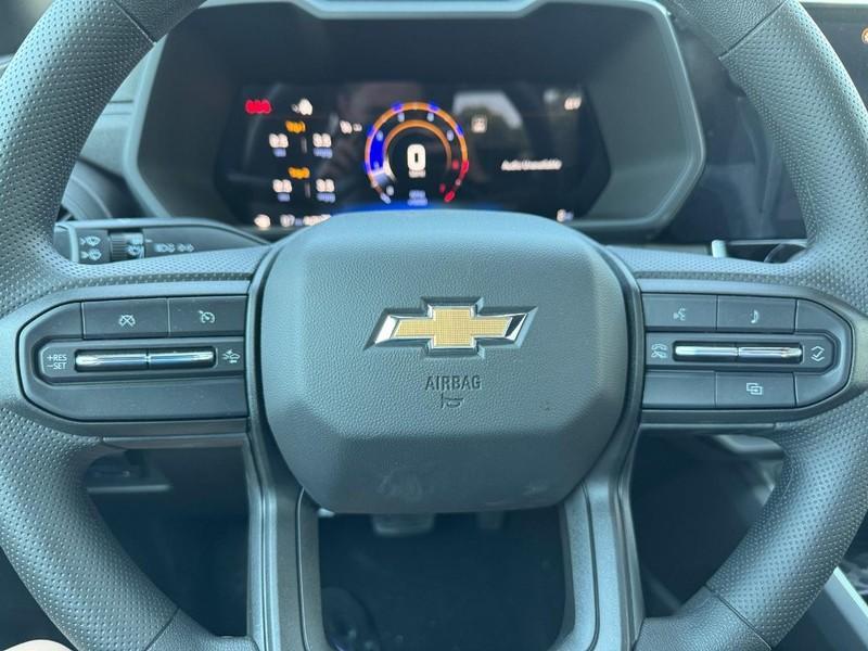 new 2025 Chevrolet Colorado car, priced at $36,910
