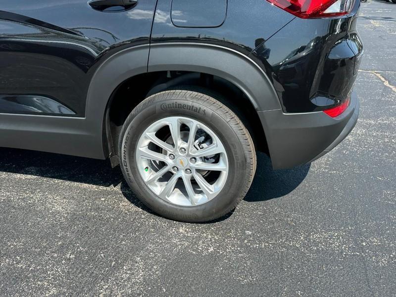 new 2025 Chevrolet TrailBlazer car, priced at $23,561