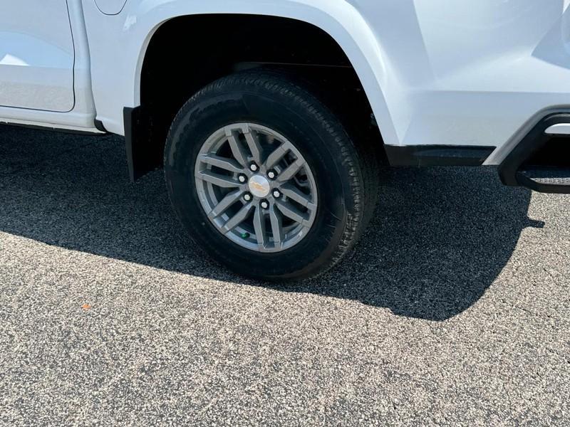 new 2024 Chevrolet Colorado car, priced at $33,210