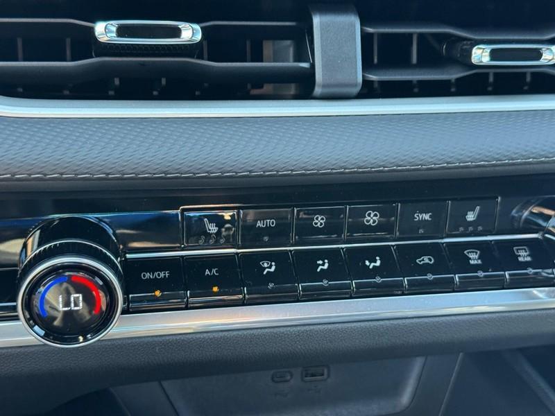 new 2026 Chevrolet Equinox car, priced at $28,370