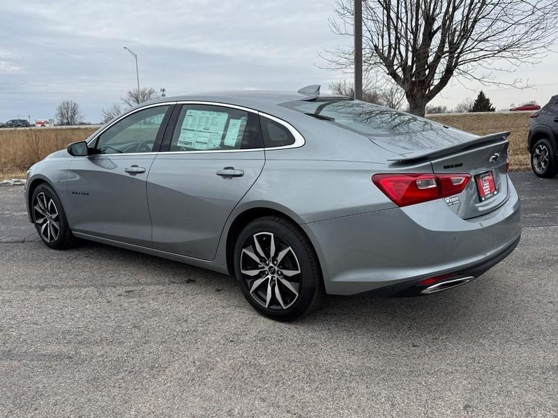 new 2025 Chevrolet Malibu car, priced at $25,320