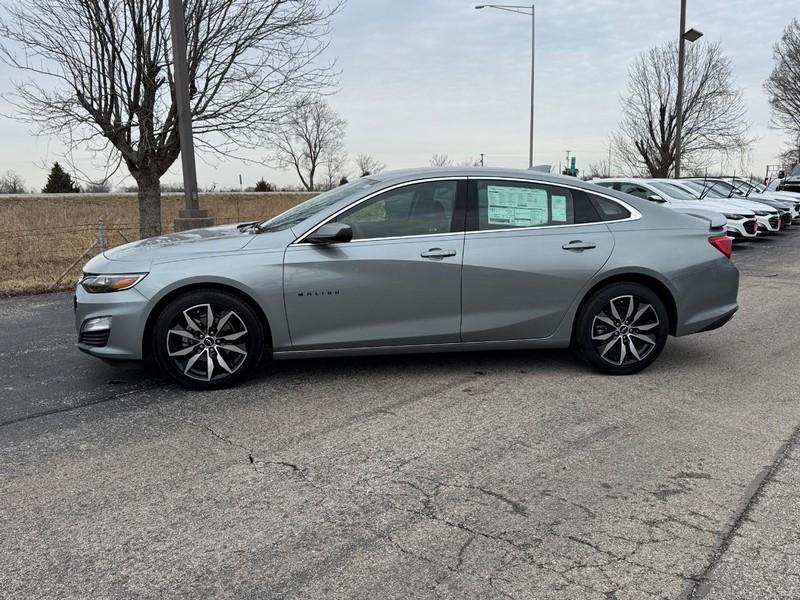 new 2025 Chevrolet Malibu car, priced at $25,320