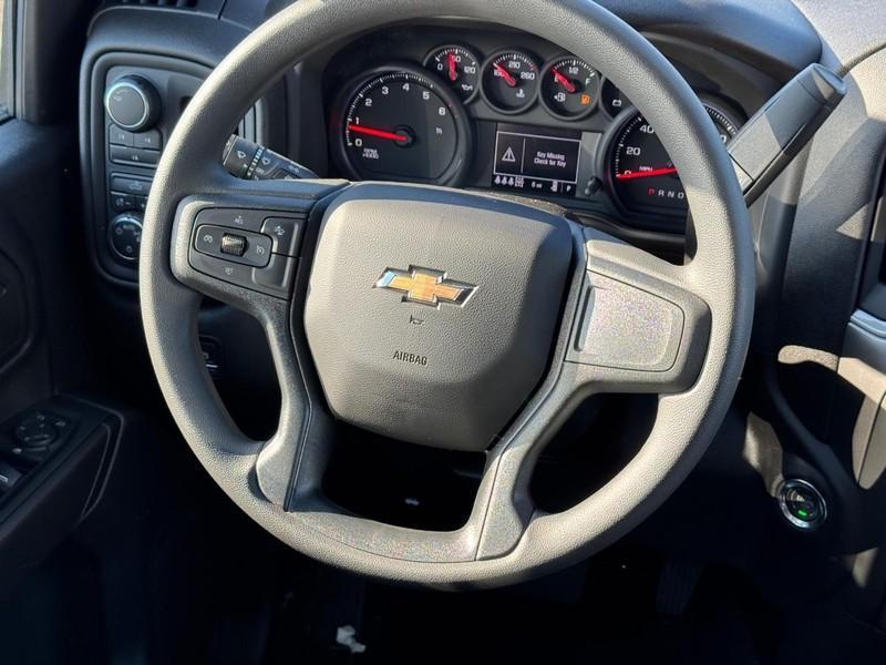 new 2025 Chevrolet Silverado 2500 car, priced at $52,565