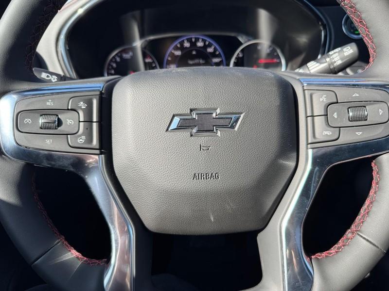 new 2025 Chevrolet Blazer car, priced at $45,235