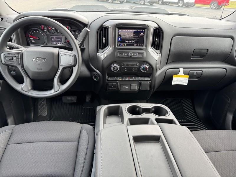 new 2025 Chevrolet Silverado 1500 car, priced at $52,710