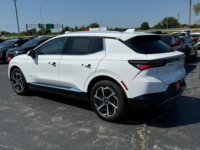 new 2024 Chevrolet Equinox EV car, priced at $39,370