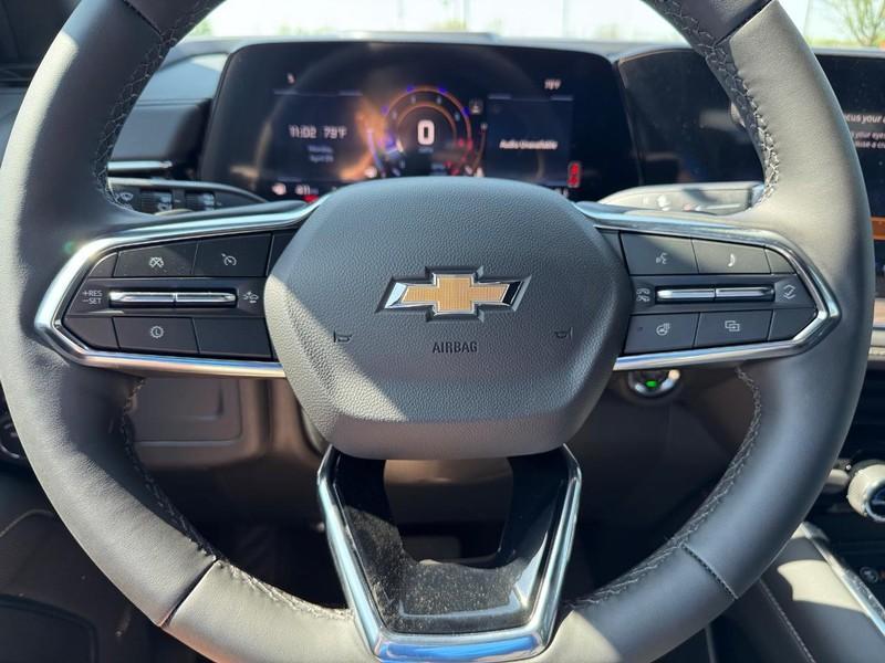 new 2025 Chevrolet Suburban car, priced at $81,795