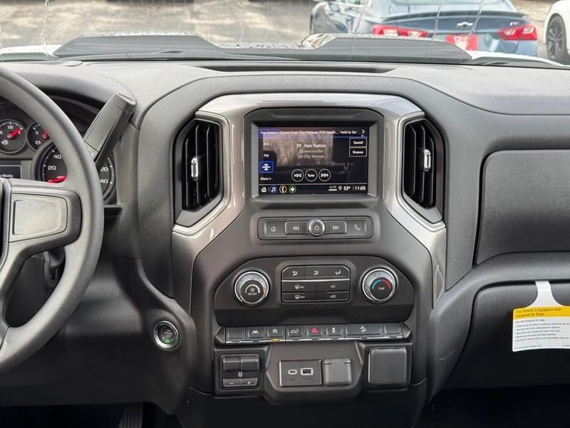 new 2025 Chevrolet Silverado 1500 car, priced at $52,710