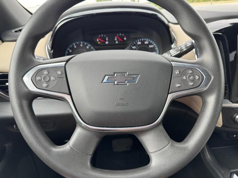 used 2023 Chevrolet Traverse car, priced at $30,000