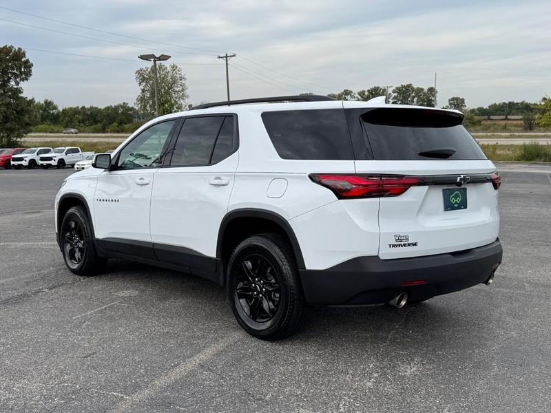 used 2023 Chevrolet Traverse car, priced at $30,000
