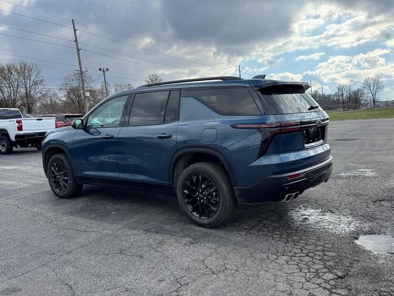 new 2025 Chevrolet Traverse car, priced at $45,705