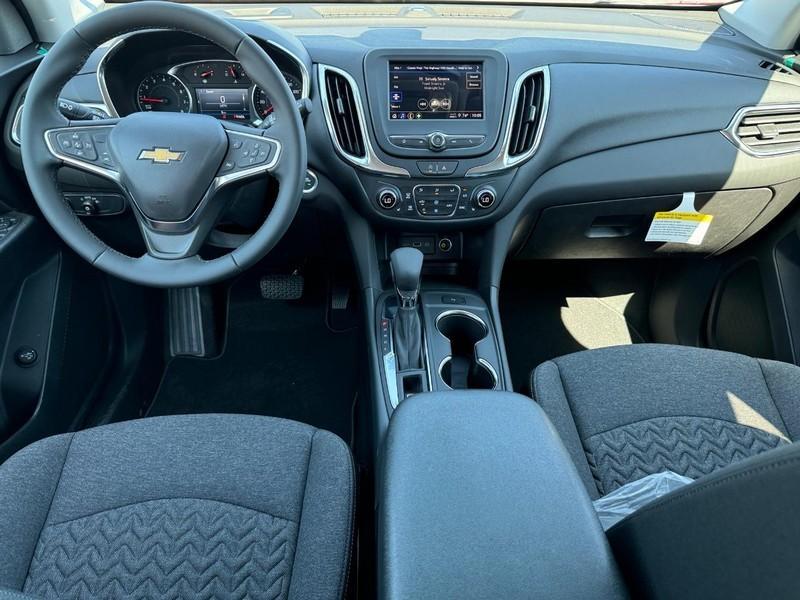 new 2024 Chevrolet Equinox car, priced at $29,205
