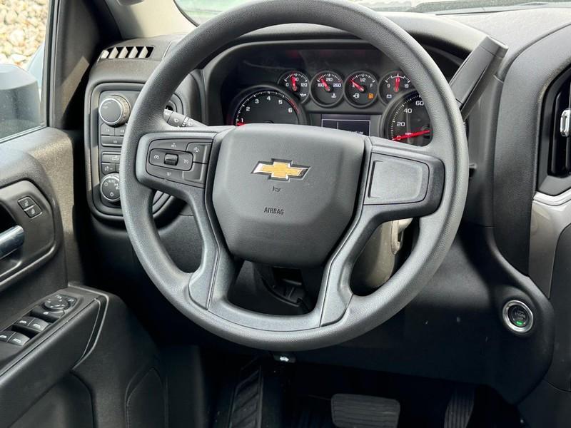 new 2025 Chevrolet Silverado 2500 car, priced at $52,720