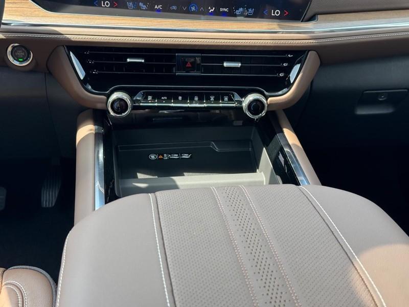 new 2025 Chevrolet Tahoe car, priced at $89,890