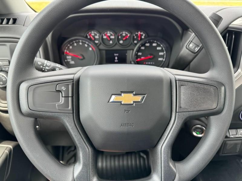 new 2024 Chevrolet Silverado 1500 car, priced at $39,815